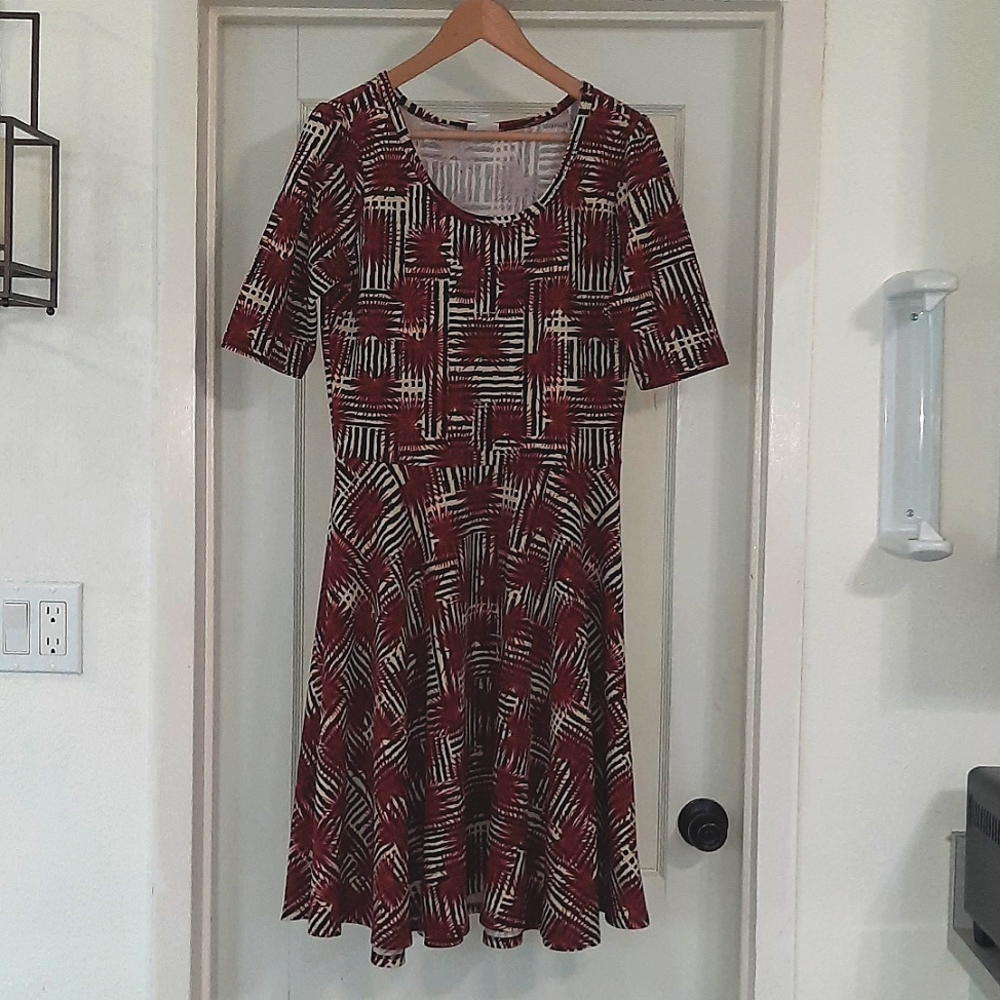 LuLaRoe Nicole dress size XL